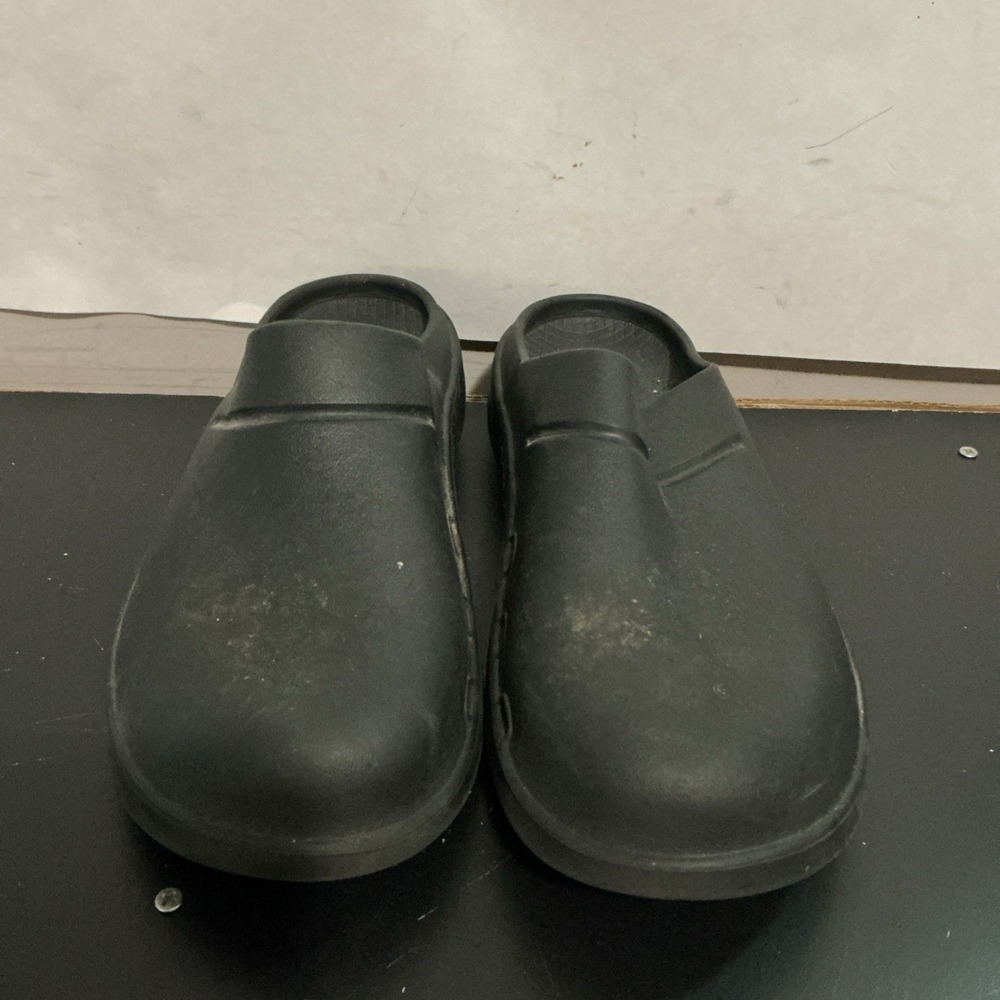 OOFOS OOCloog Mens 9 Womens 11 Black Recovery Slip On Work Clogs Slides EU 42